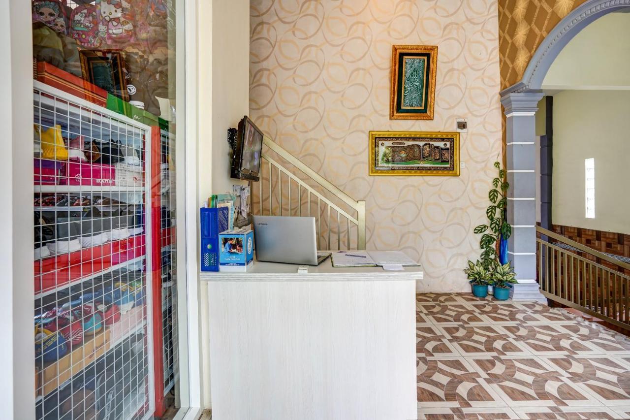 Super Oyo 90642 Lancar Homestay Syariah Tlekung Εξωτερικό φωτογραφία