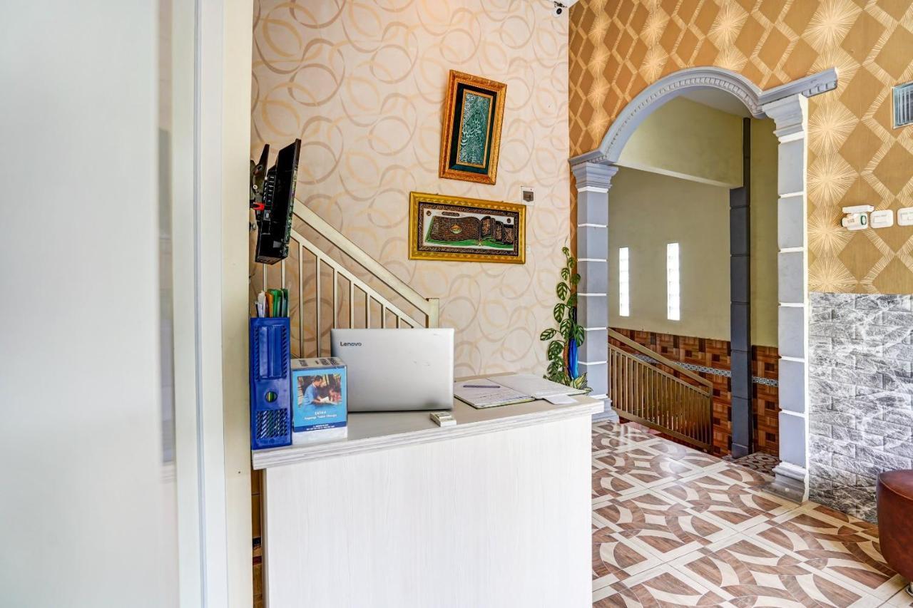 Super Oyo 90642 Lancar Homestay Syariah Tlekung Εξωτερικό φωτογραφία