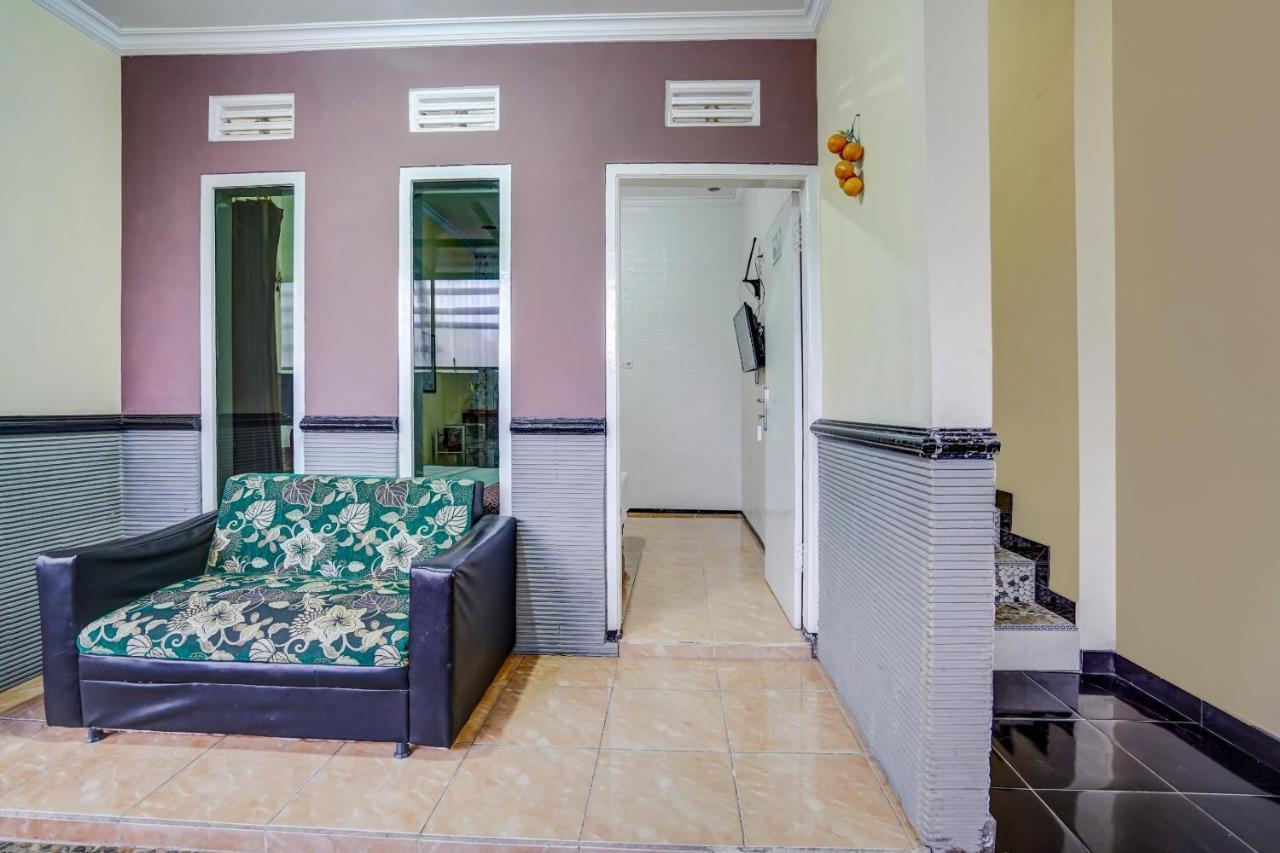 Super Oyo 90642 Lancar Homestay Syariah Tlekung Εξωτερικό φωτογραφία